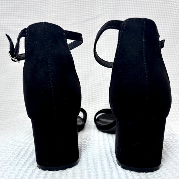 Candie's Black Faux Suede Block Heel Adjustable Ankle Strap 2 Inch Heels Shoes 6 - Picture 9 of 11